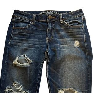 AEO Live Your Life Distressed Jegging Blue Jeans 8.5” Rise, Size 10L Dark Wash.